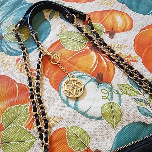 Leather handbag - Picture 3 of 3